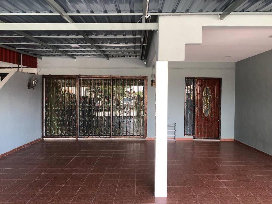 One'S Homestay Seri Manjung Extérieur photo